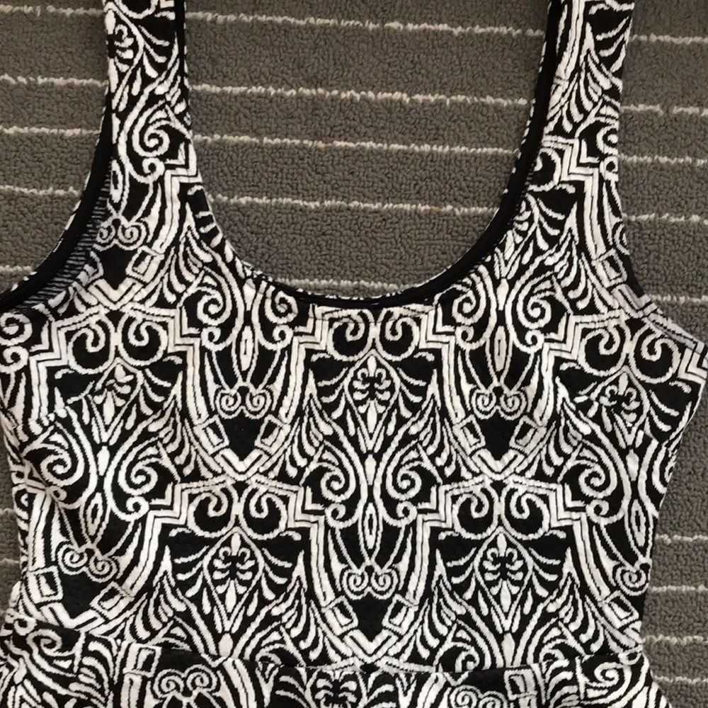Bebe Peplum Top - Picture 3 of 3